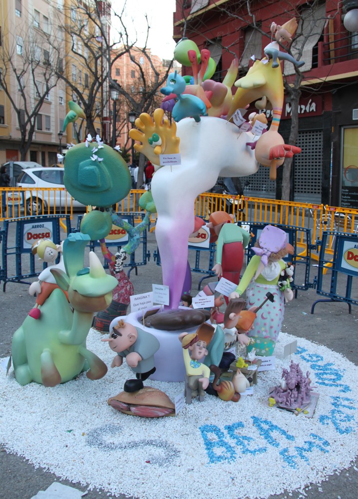 Totfalles: Plaza del Pintor Segrelles